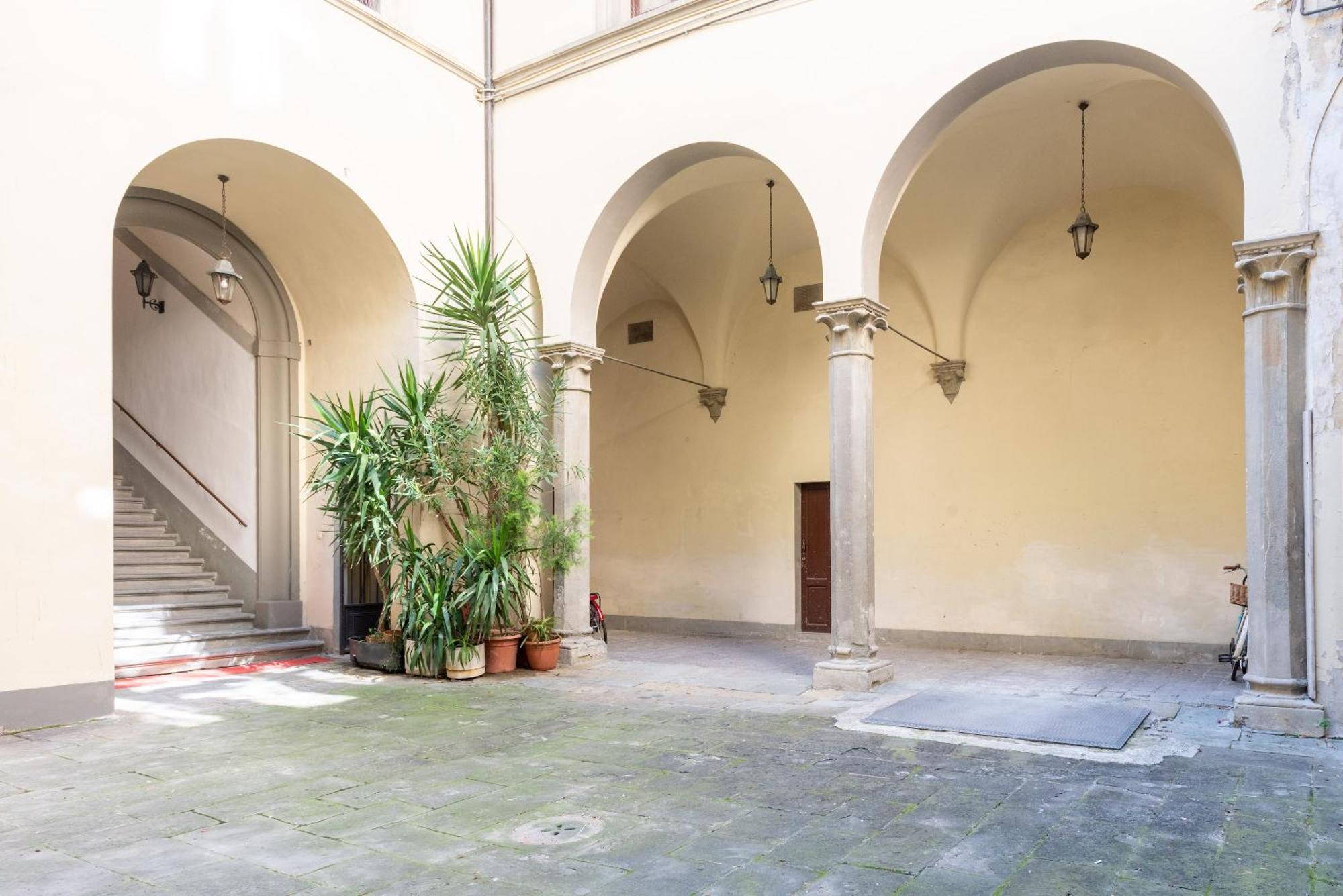 Belle Donne Apartment